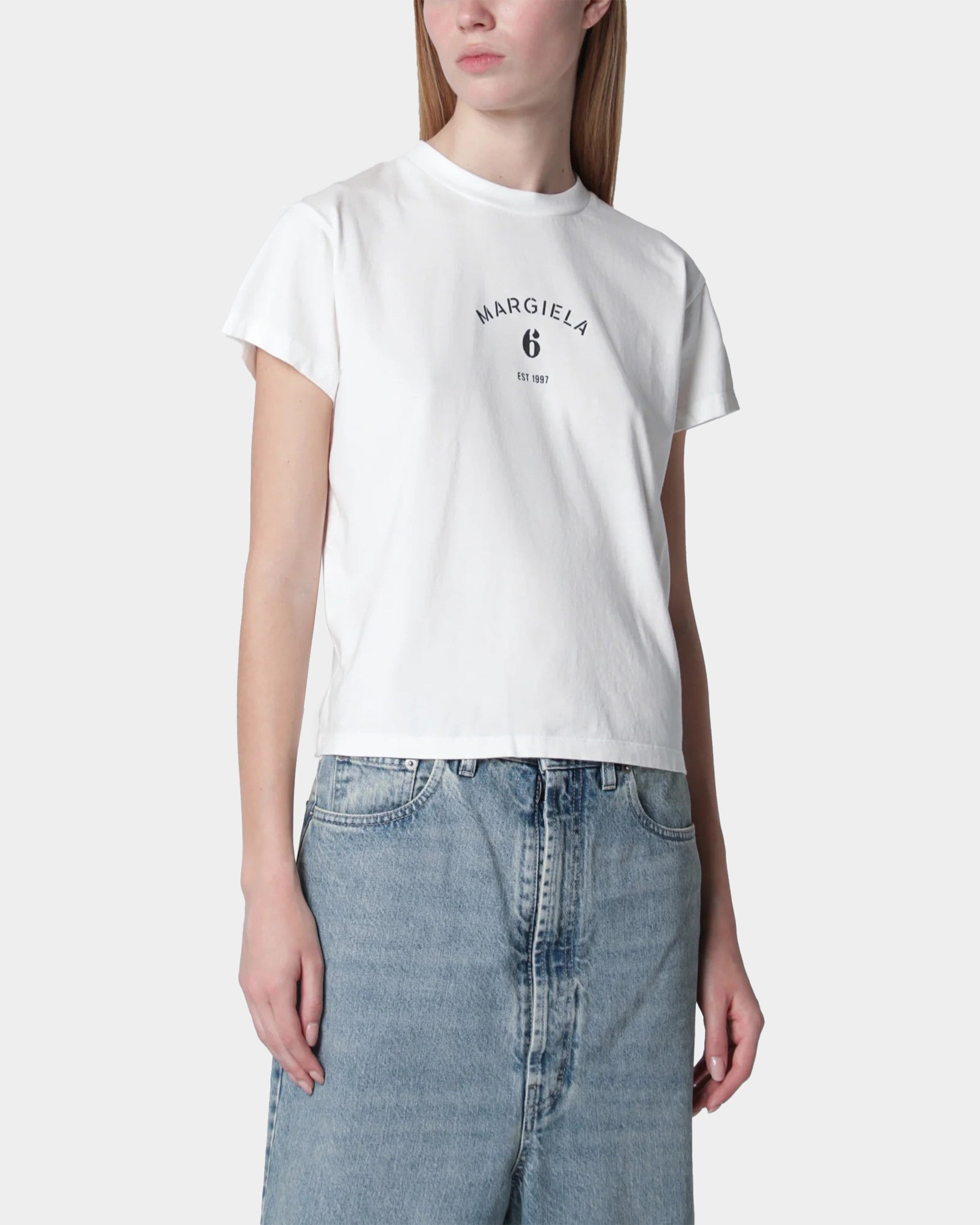 黑 LOGO 短袖Tshirt