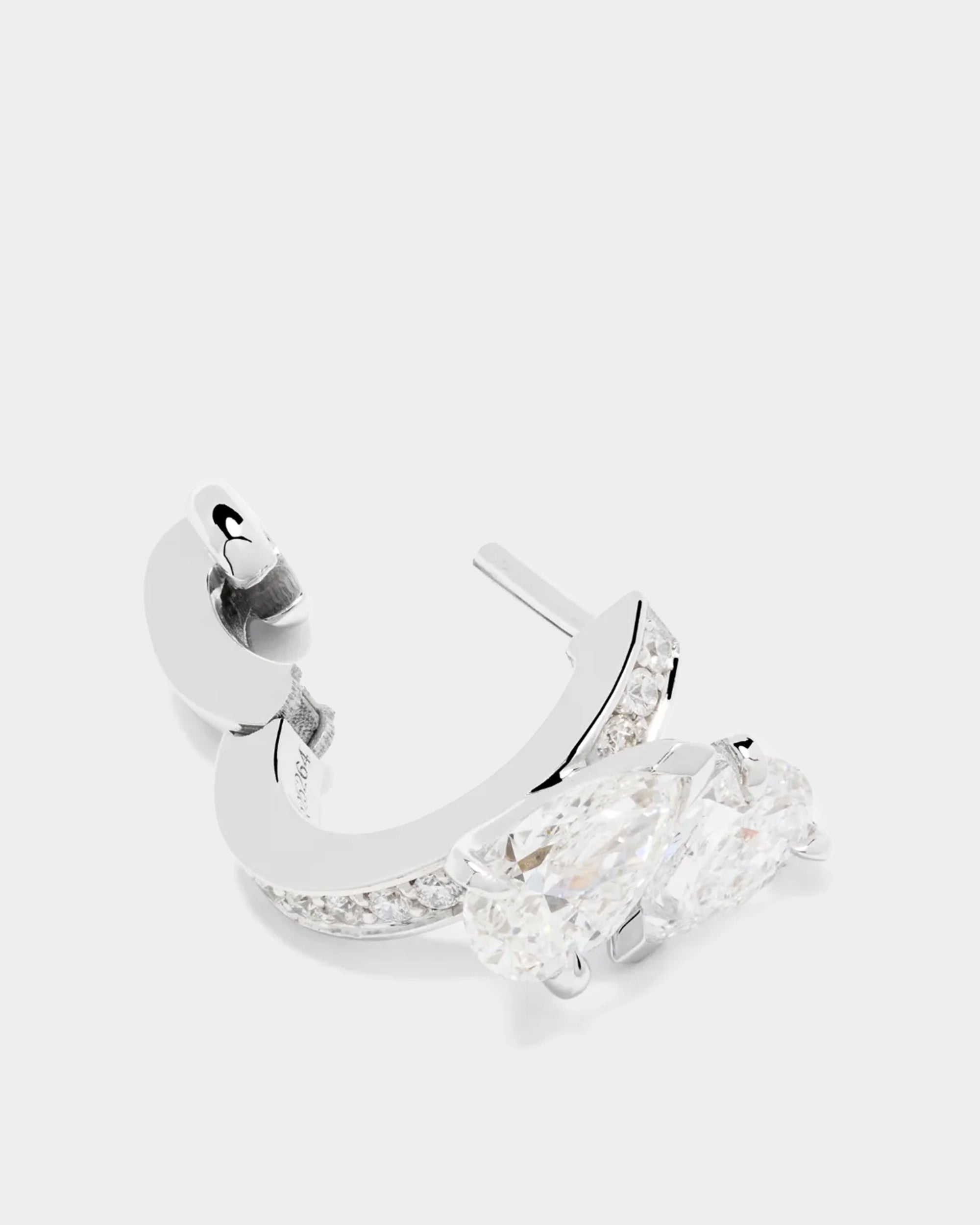 Serti sur Vide 18K 白金雙梨形鑽 - 右耳環