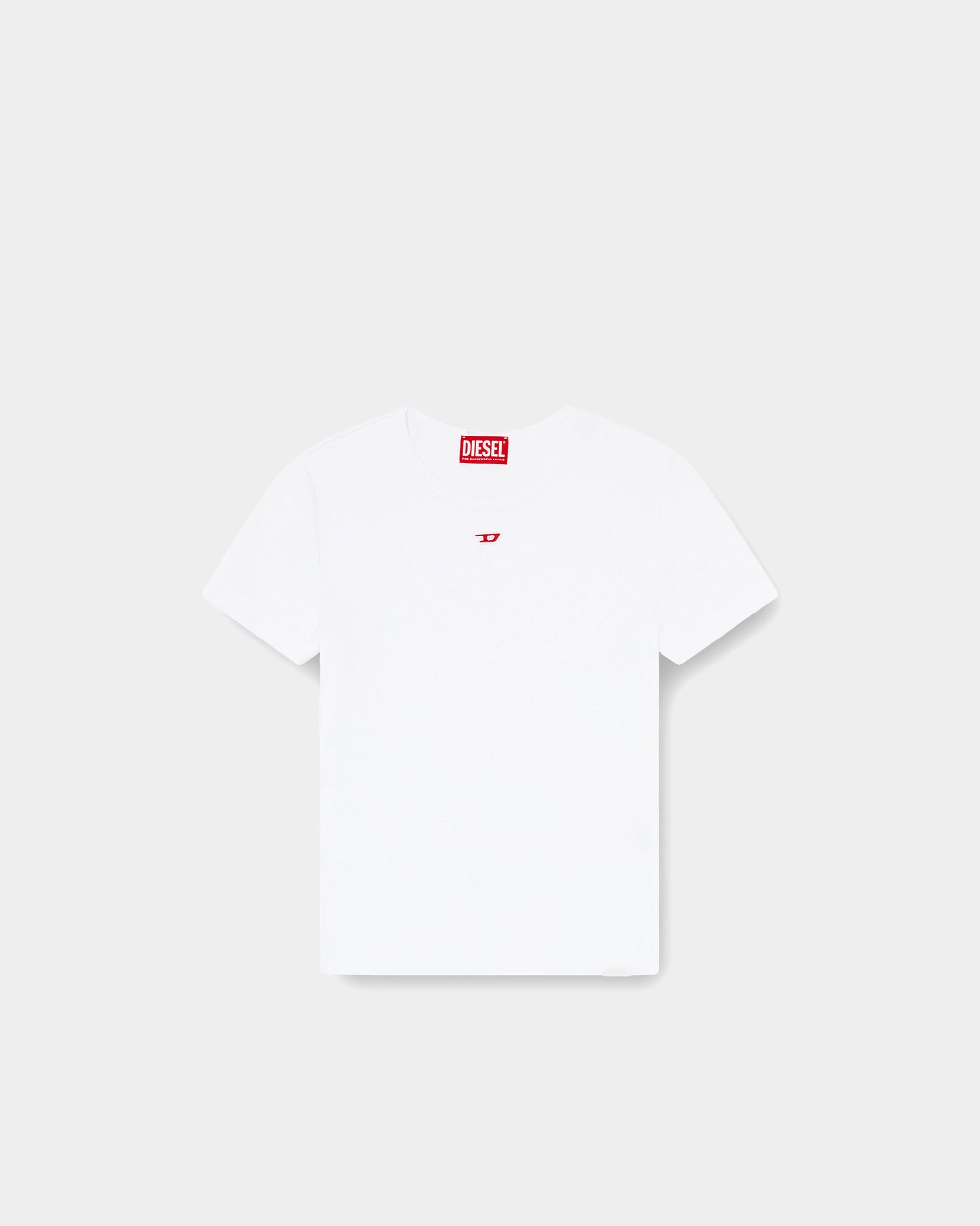 合身款白色 T-Shirt