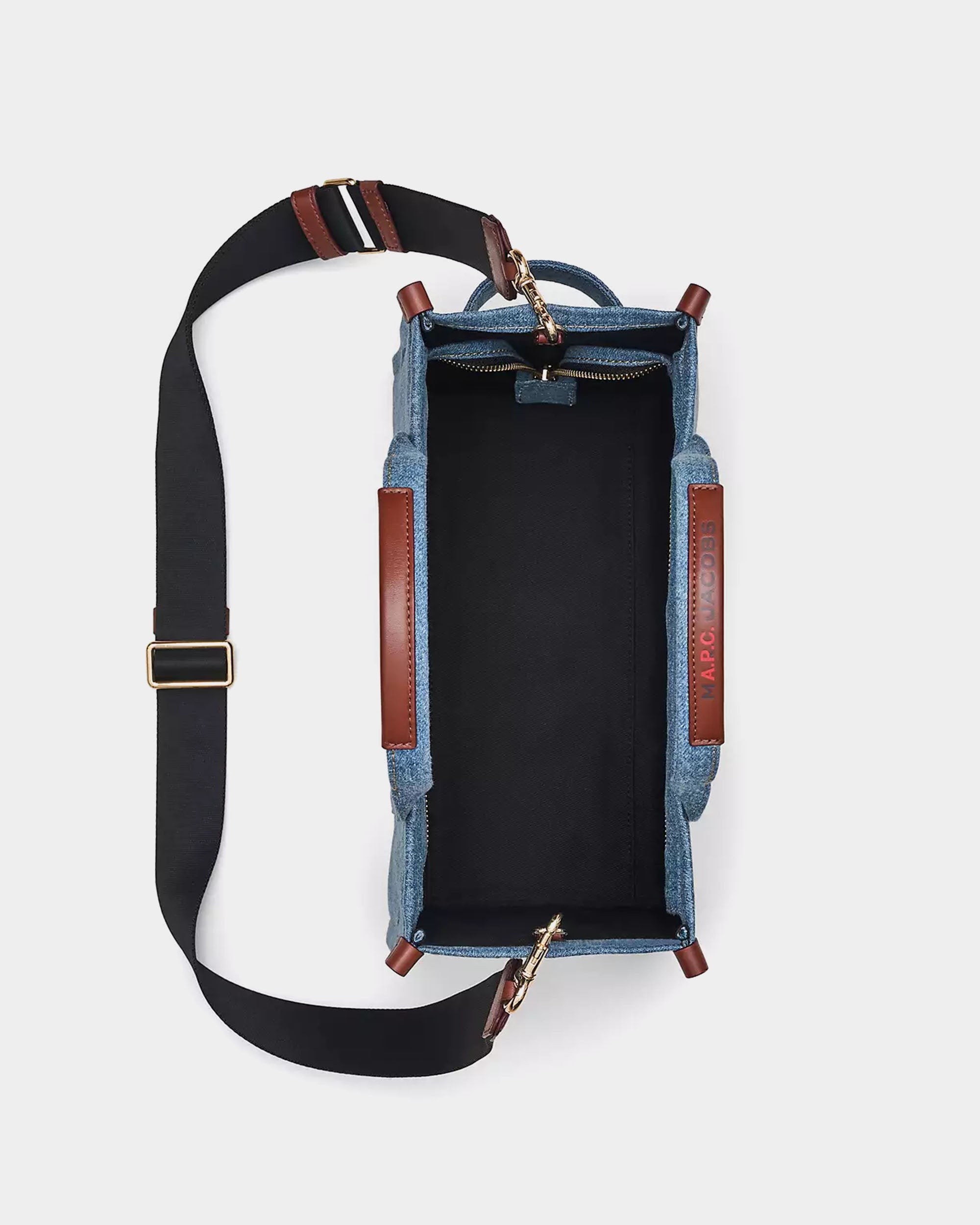 A.P.C. x MARC JACOBS 聯名限量 牛仔中型托特包