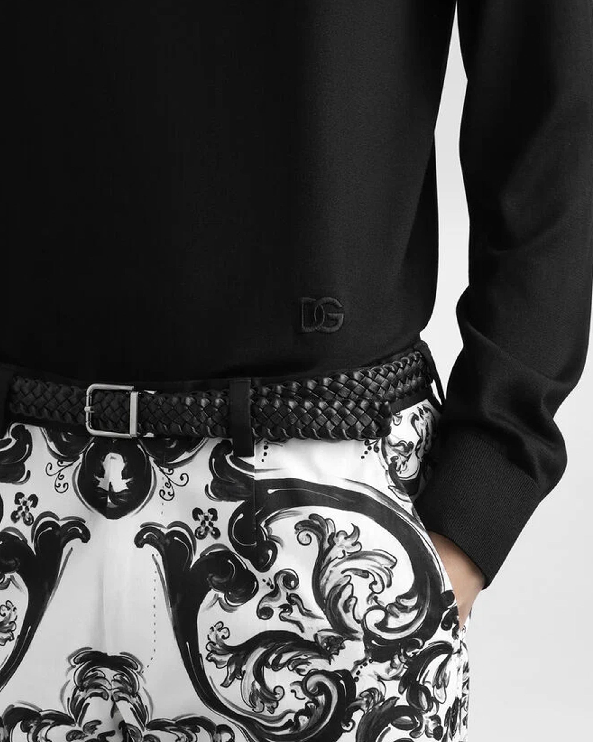 DOLCE&GABBANA   圓領素色長袖針織衫