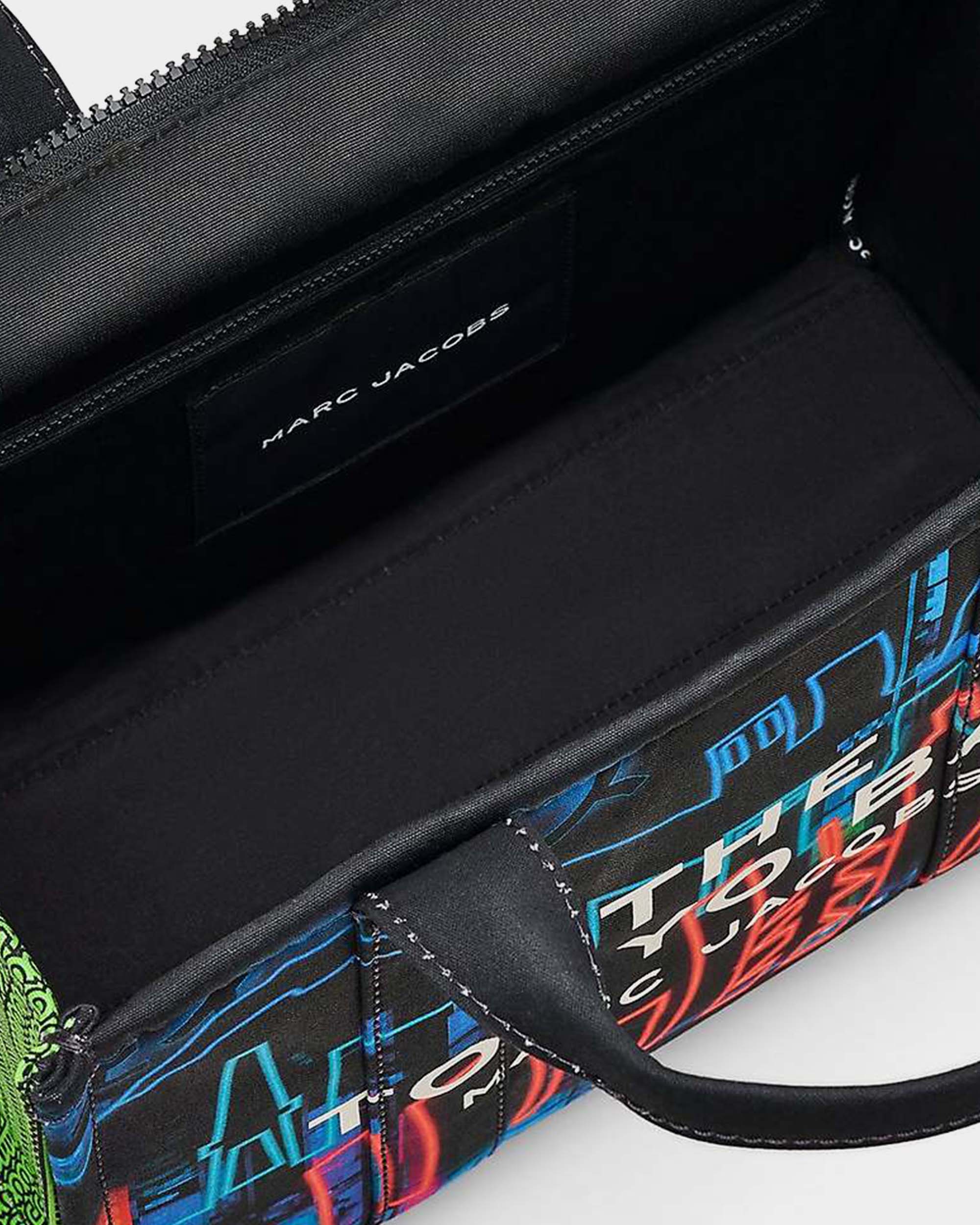 MARC JACOBS 東京托特包