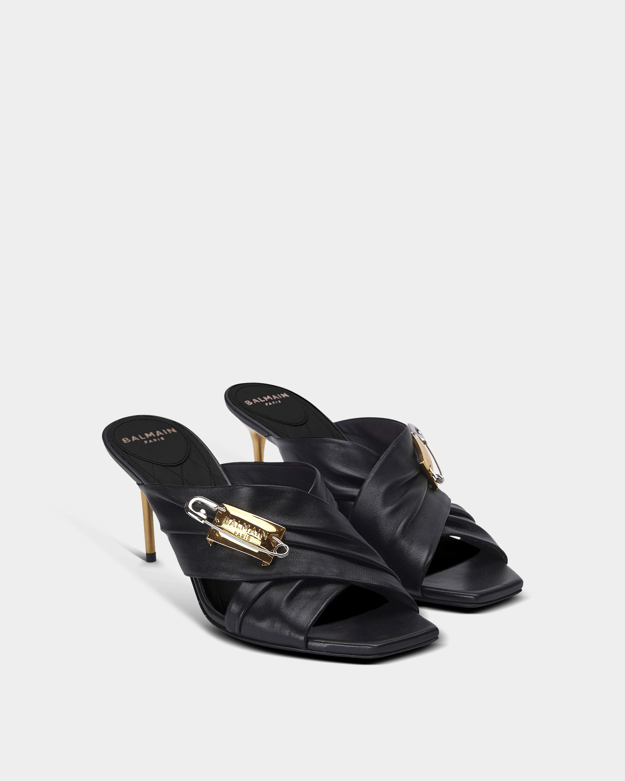 BALMAIN 別針皮革高跟鞋