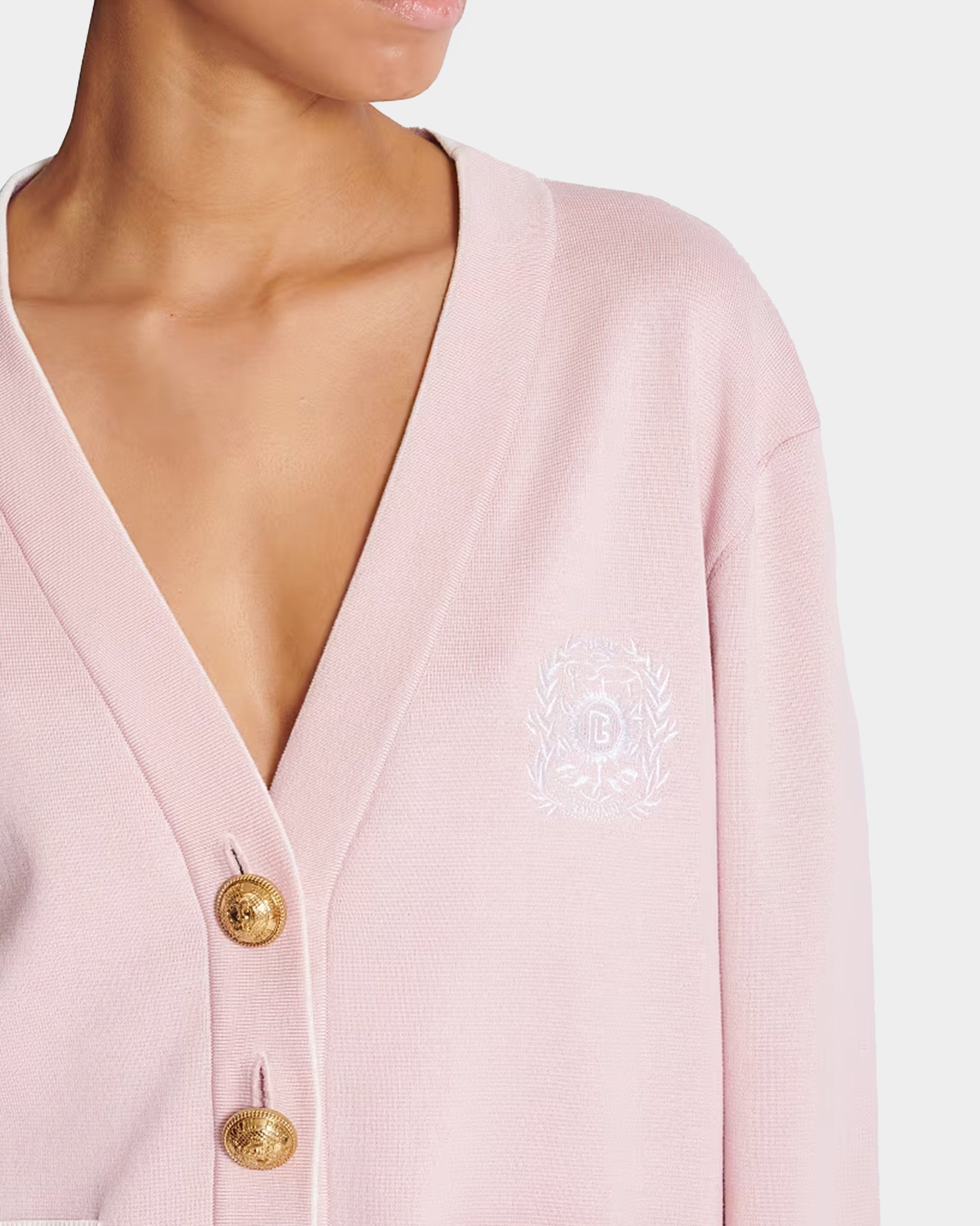 EMBLEM CARDIGAN