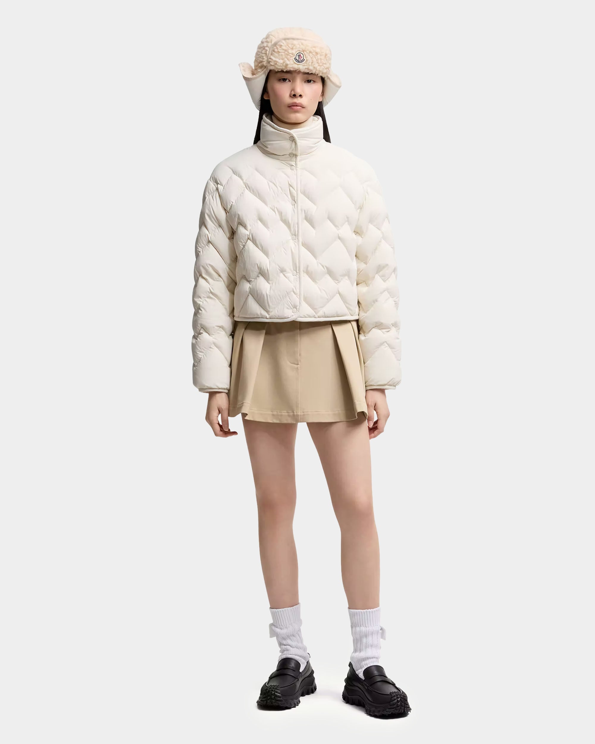 MONCLER Senevee 心形絎縫短版羽絨外套