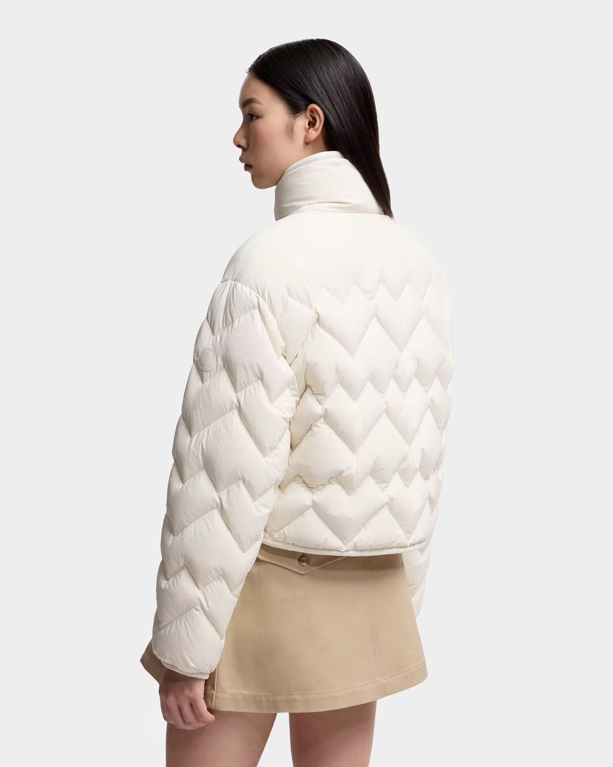 MONCLER Senevee 心形絎縫短版羽絨外套