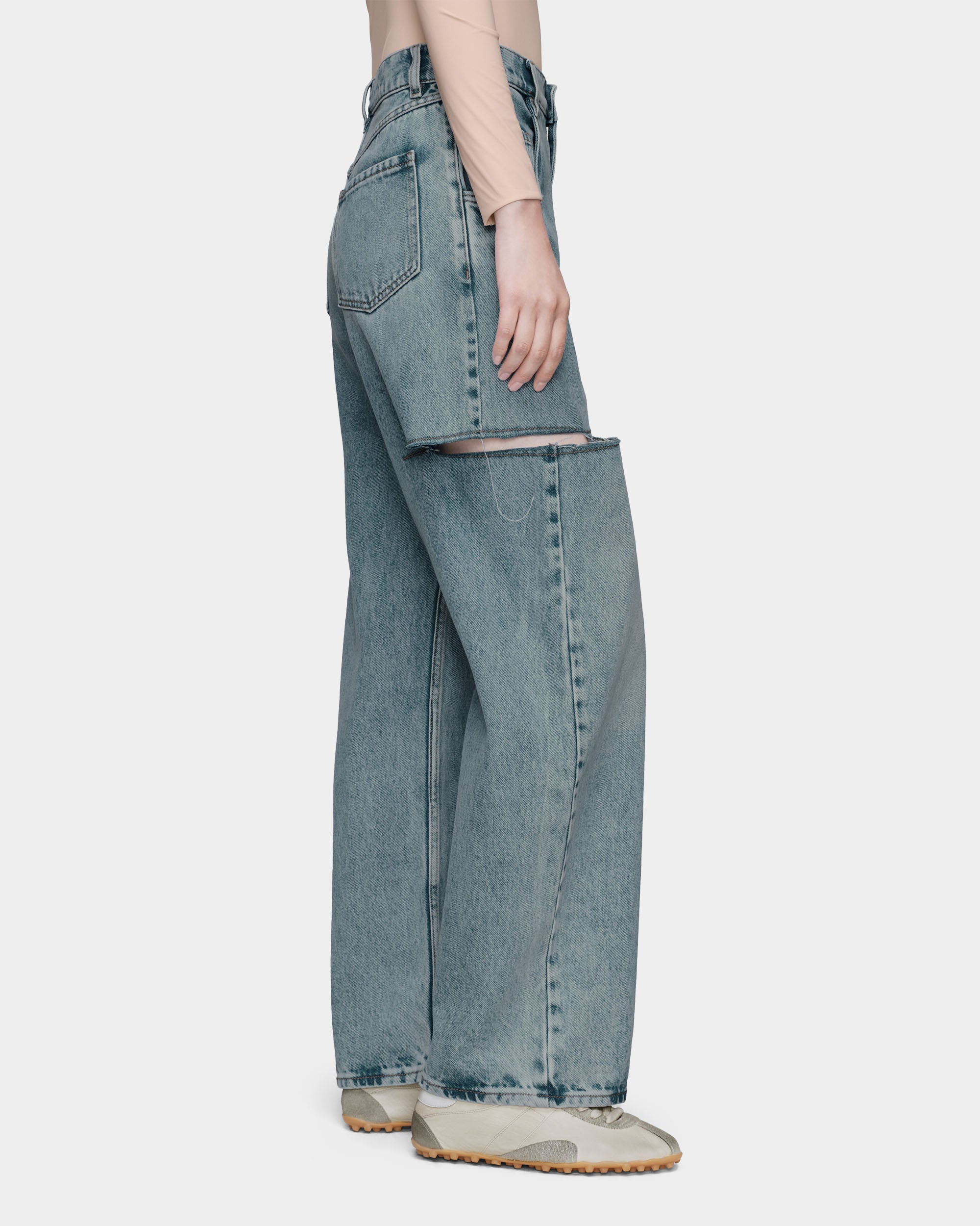 MAISON MARGIELA 破壞剪裁牛仔褲