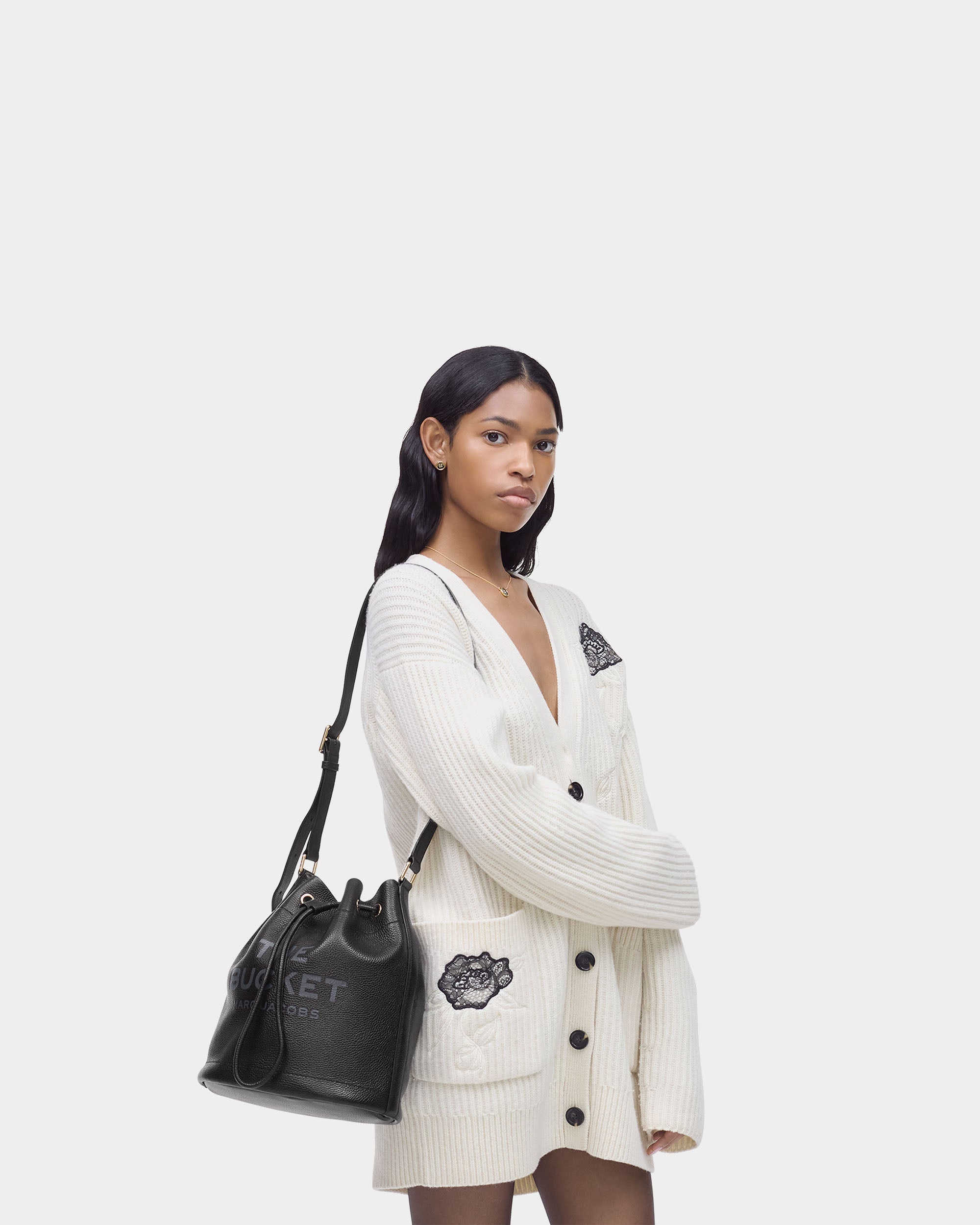 MARC JACOBS THE™ 大型皮革水桶包