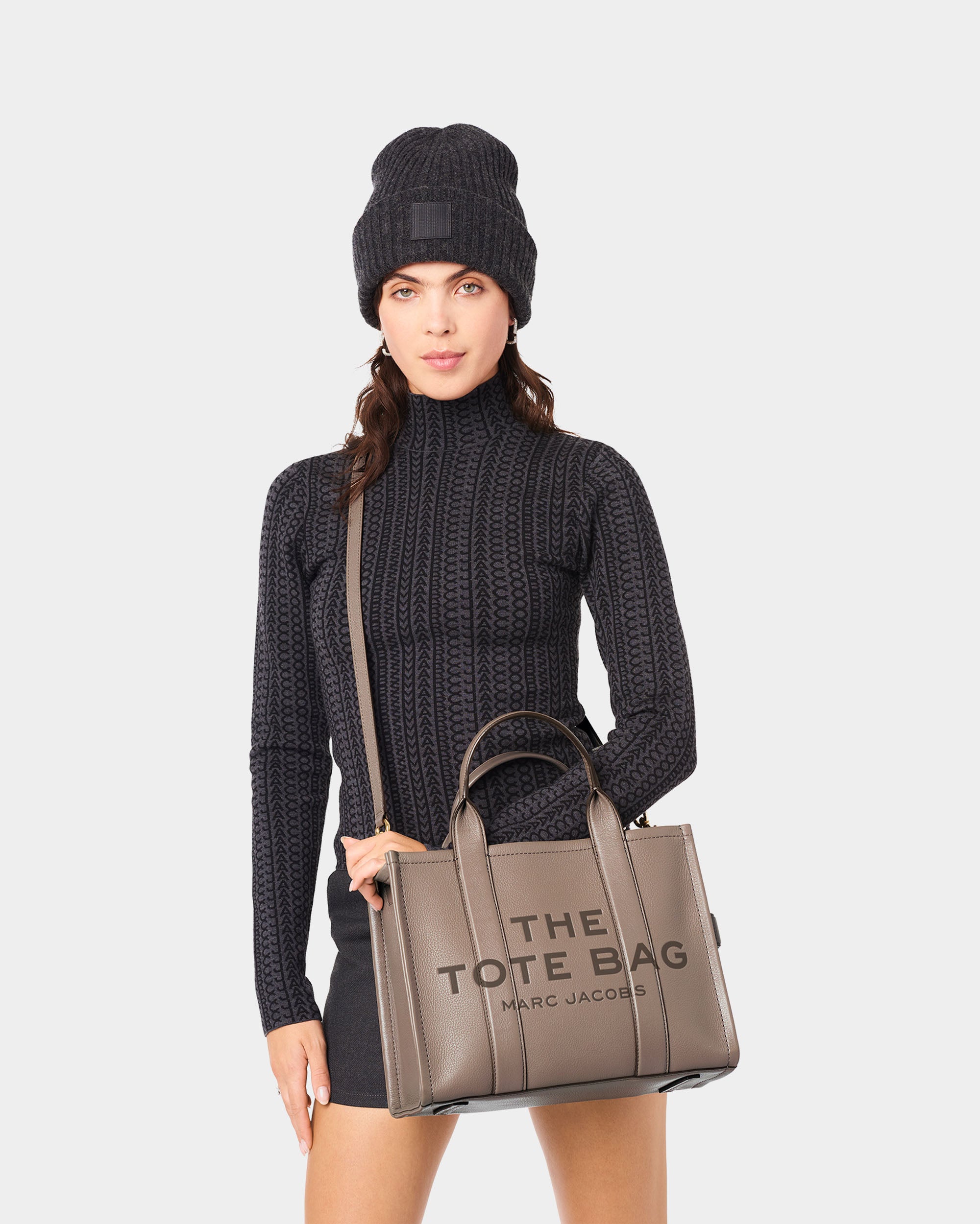 MARC JACOBS THE™ 系列中型經典皮革托特包 - 7 款顏色